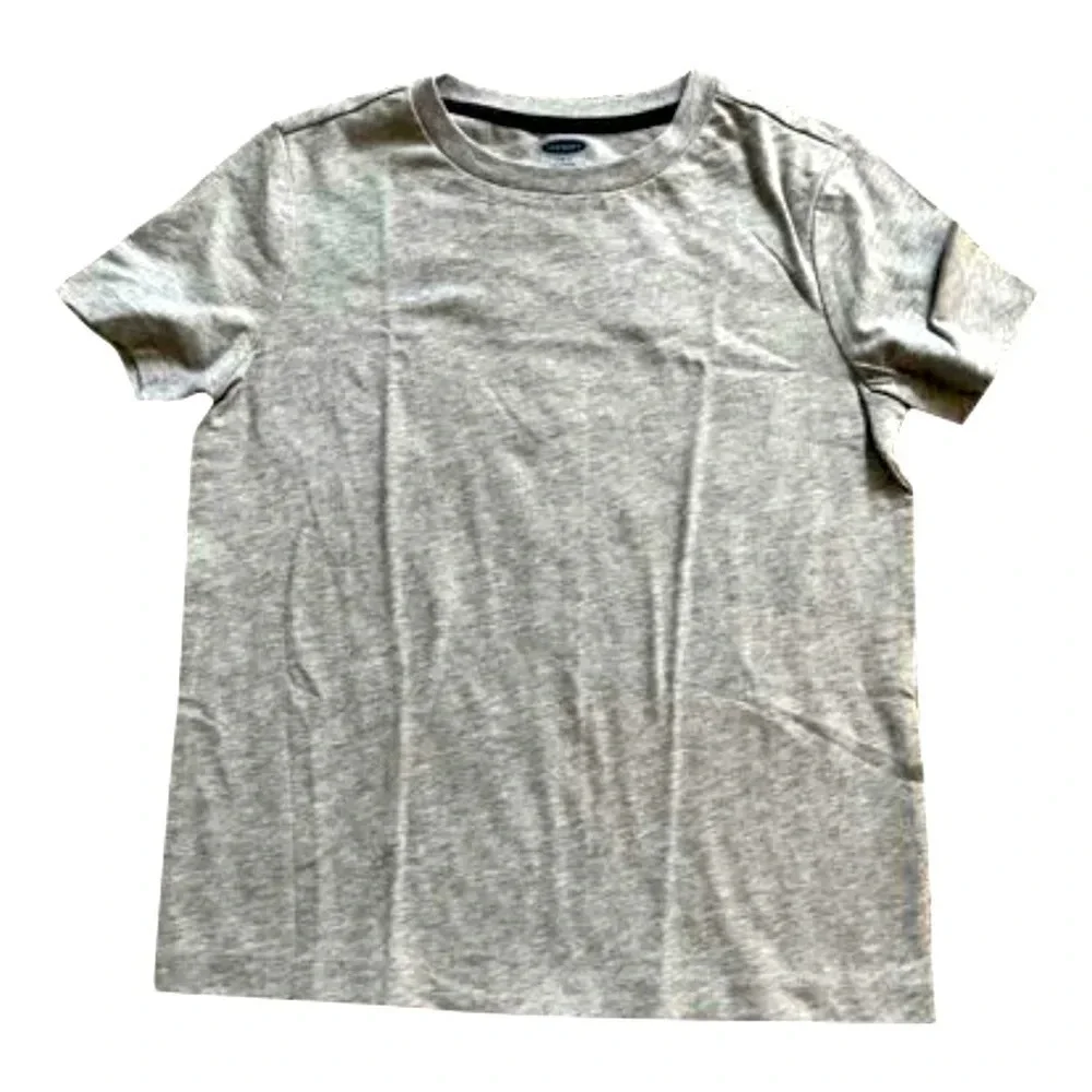 Grey solid tee